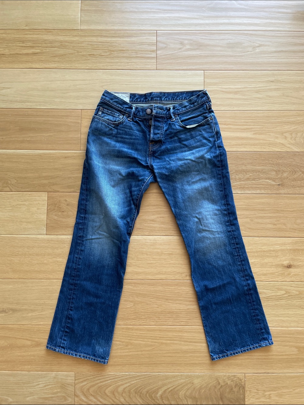 Abercrombie & Fitch Men's Indigo Bootcut Jeans